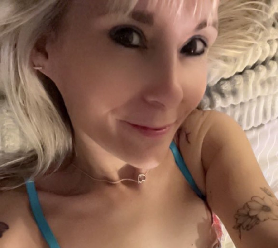 ❝𝐓𝐡𝐞 𝐋𝐢𝐭𝐭𝐥𝐞 𝐁𝐥𝐨𝐧𝐝𝐞 𝐎𝐧𝐞❞ tweet media