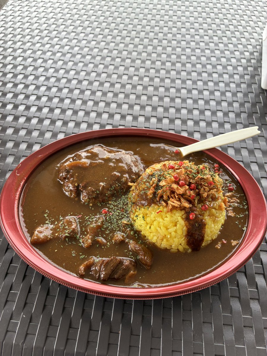 𝐶𝐻𝑂𝐶𝑂 tweet media