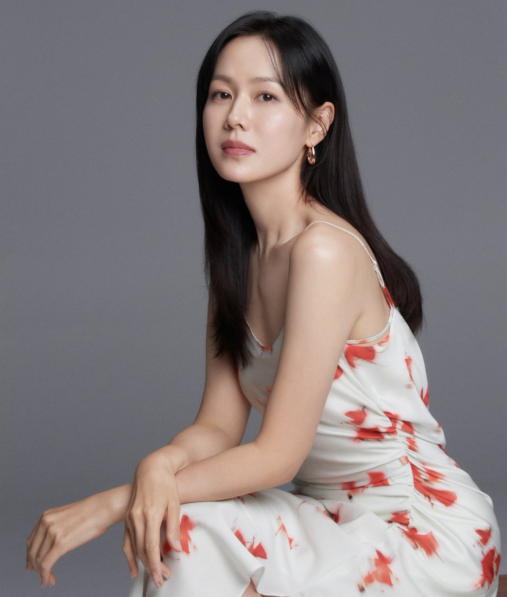 son yejin 𝙥𝙞𝙘𝙨 tweet media