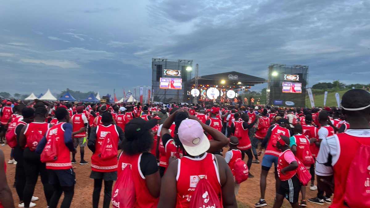 Team University tweet media