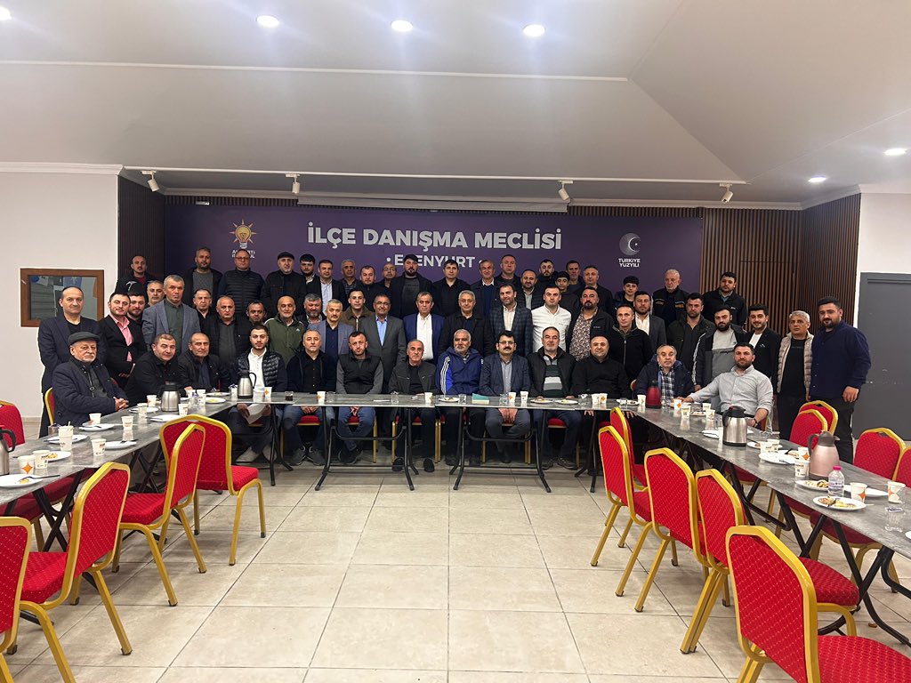 togaycobann's tweet photo. Balıkyolu, Mehmet Akif, Fatih ve Üçevler mahallelerimizin yönetim toplantısında teşkilat mensuplarımızla bir araya geldik.

Sahadaki çalışmalarımızı değerlendirdik, mahallelerimizin ihtiyaçlarını istişare ettik. Birlik ve beraberlik içinde  çalışmaya devam ediyoruz. https://t.co/hLmfXUhTQG