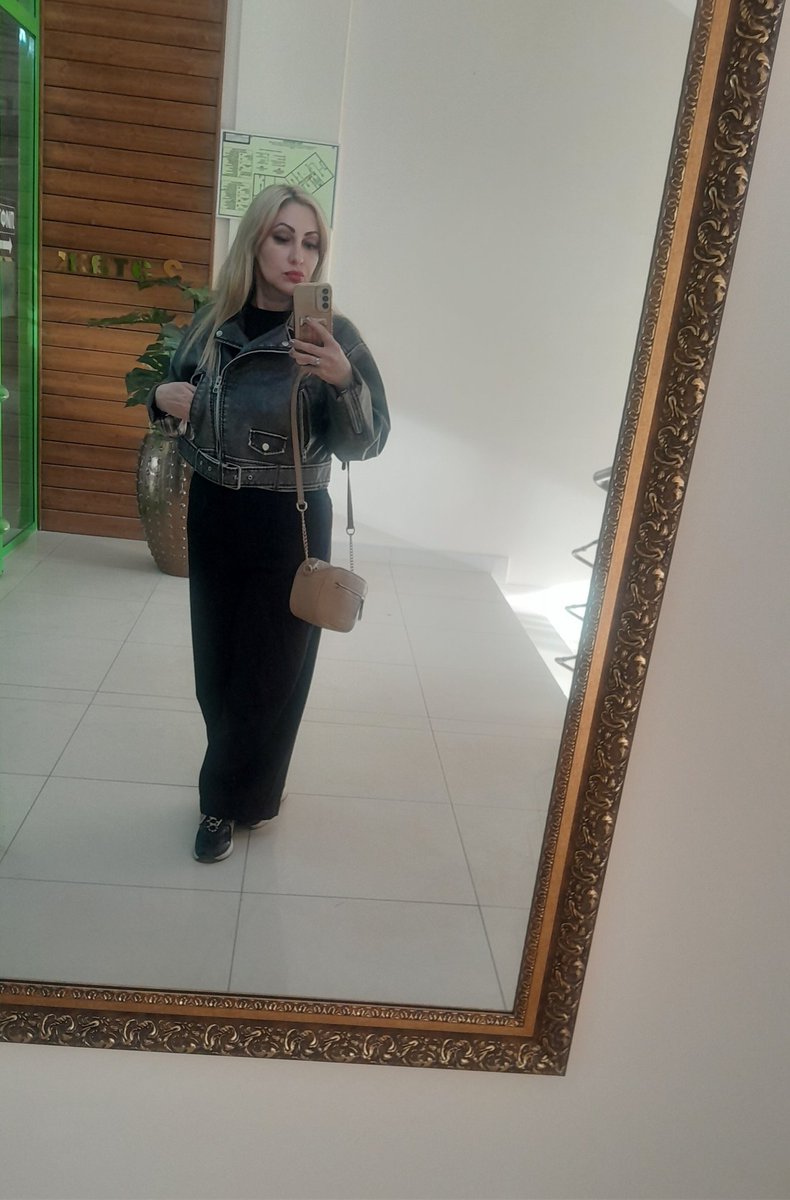 Elena🌹⭐️ tweet media