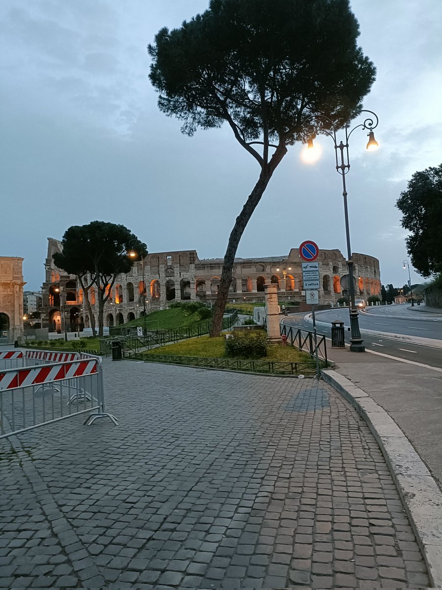 Queen Laeti 👸 Twin du Sud 😋 tweet media