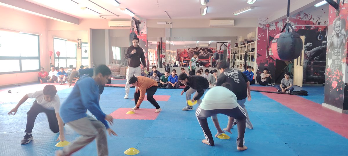 salheenschool's tweet photo. جانب من مبادرة النشاط الطلابي في المرحلة الثانوية لطلاب برنامج  “نسمو” الذي تقدمه مؤسسة الملك عبد العزيز ورجاله للموهبة والإبداع 🇸🇦
تم تكريم طلابنا المبدعين عبر زيارة للمجمع الرياضي، تضمنت عدة أنشطة في أجواء مليئة بالحماس والتشجيع . https://t.co/FoqnhW8n2V