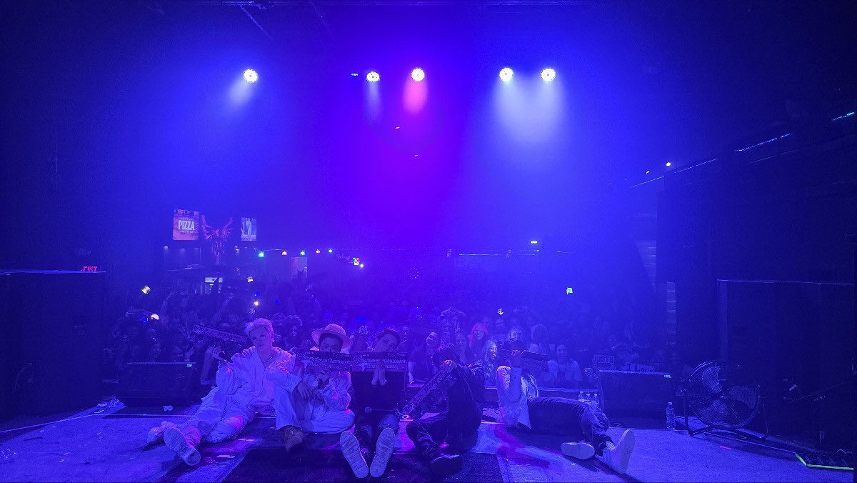 JUSTB Official tweet media