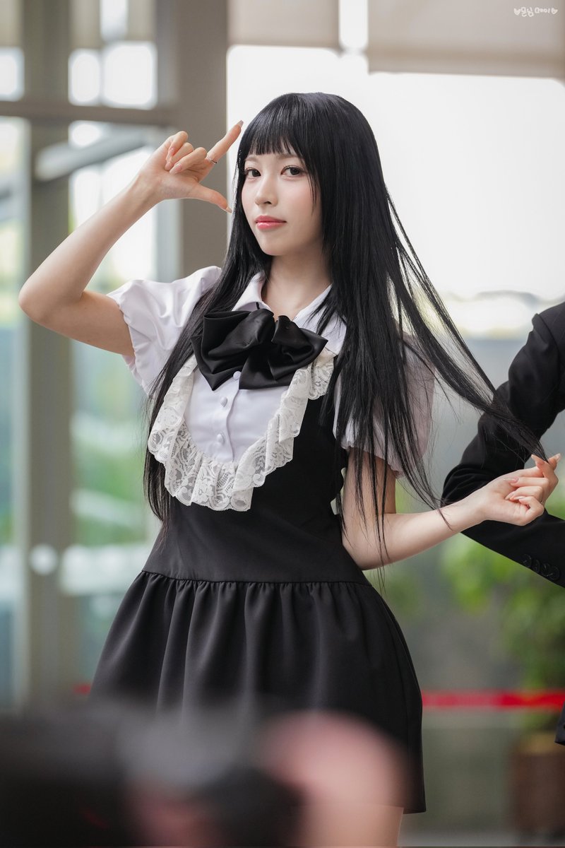 mon__nim's tweet image. 260411 쇼!음악중심 일일팬매(미팬) - 리센느 메이 (1)

#리센느 #リセンヌ #MAY #메이