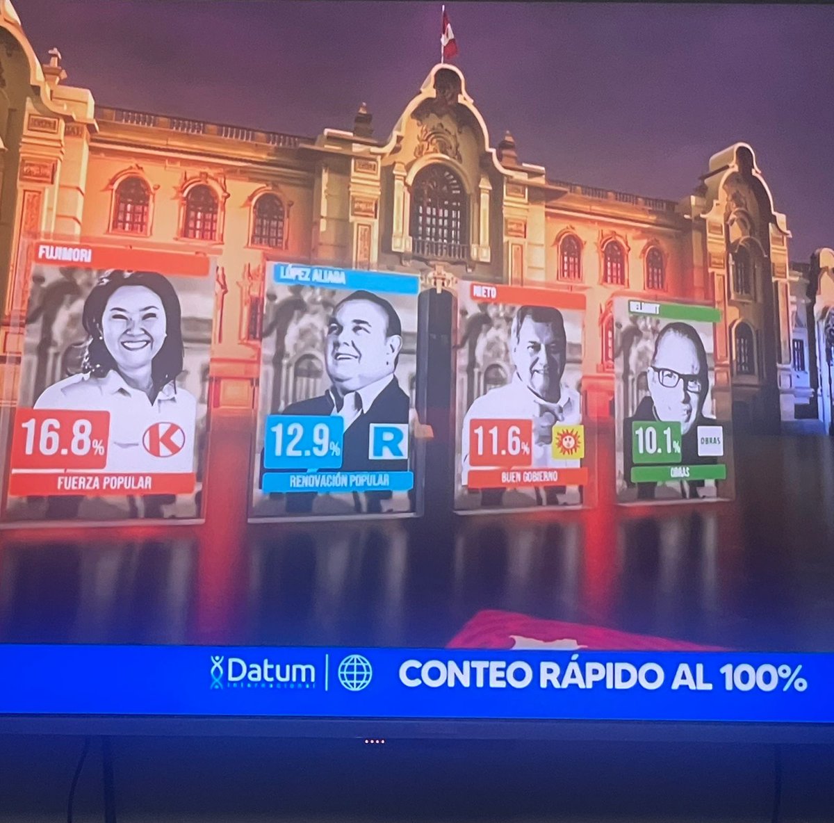 RBahamut tweet media