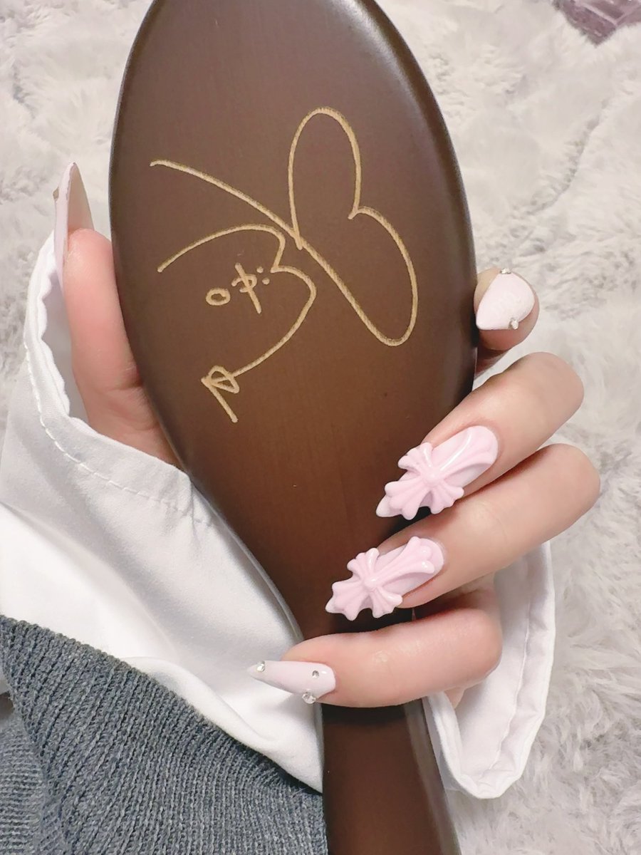 ﾕﾘﾁ- tweet media