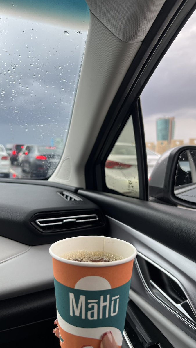 isun6_'s tweet photo. عشوائيات المطر 🌧️❤️ https://t.co/1QqKRu7duL