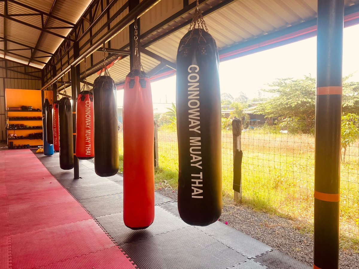 s_boxe's tweet photo. CAMP CONNOWAY MUAY THAÏ https://t.co/gMWLK5LmNc