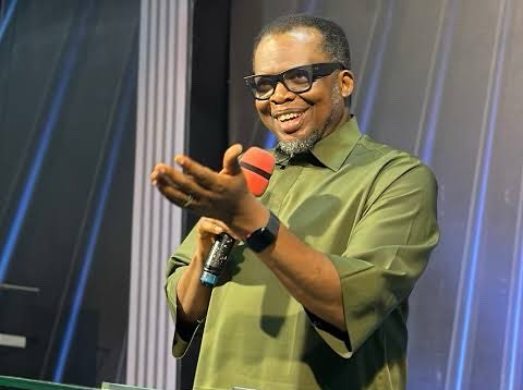 Osasu Obayiuwana tweet media