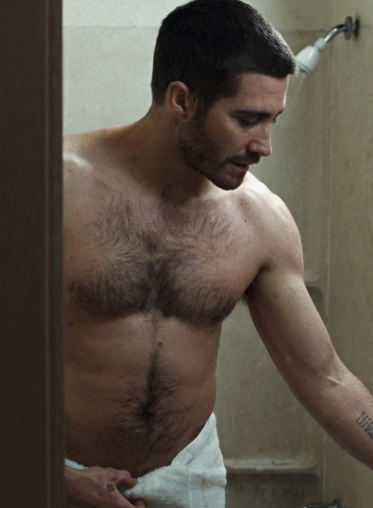 SilviaMJakeGy's tweet image. I want to be that hand...
#jakegyllenhaal #brothers