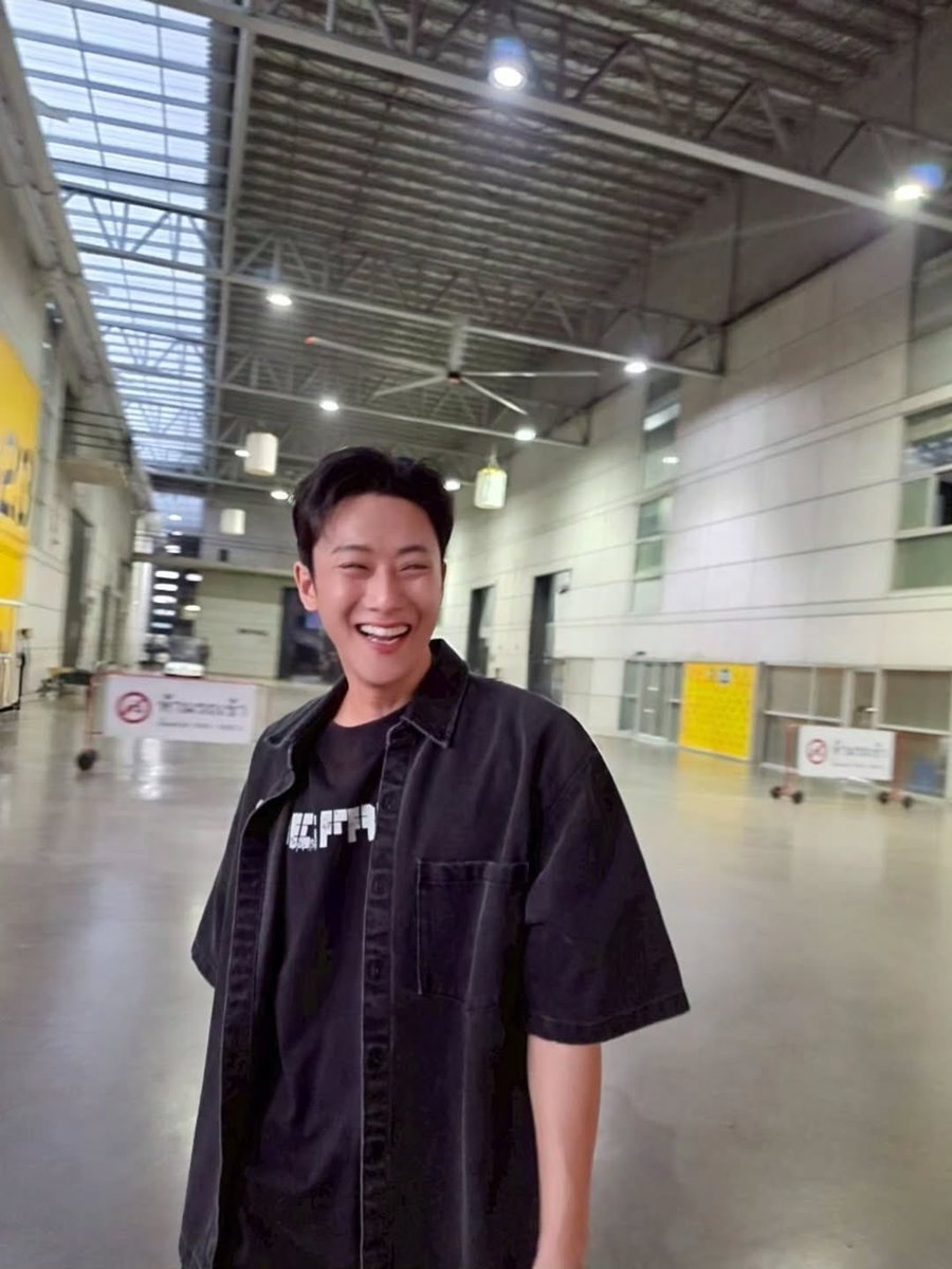 มาคัลแลนจะขับเอง!!! tweet media