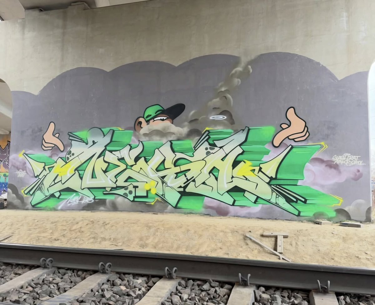 al_crew's tweet image. #graff #StreetArt #graffiti