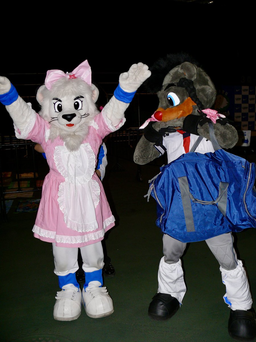 シロクマニア.. tweet media