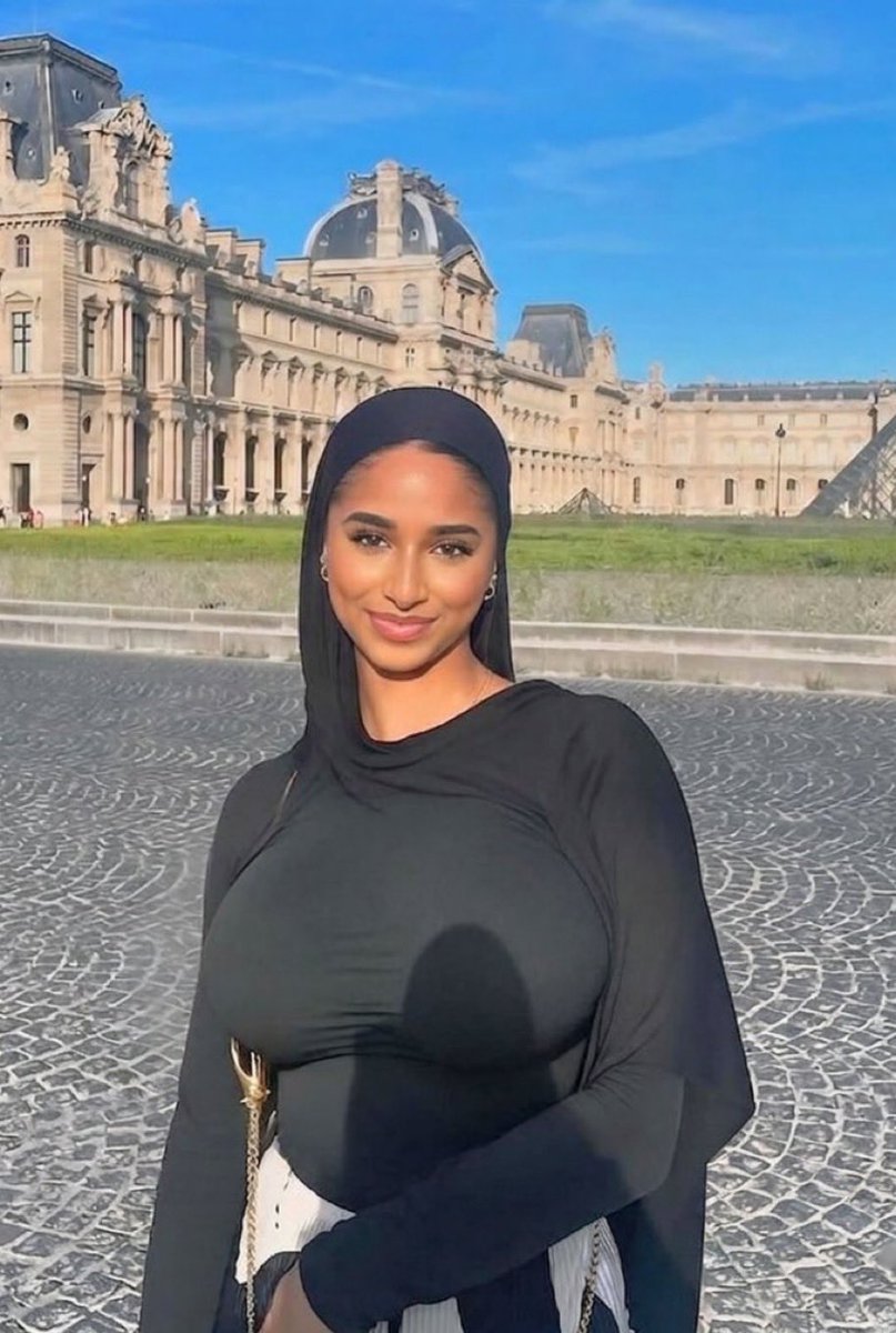 Scarf Daily 🧣 tweet media