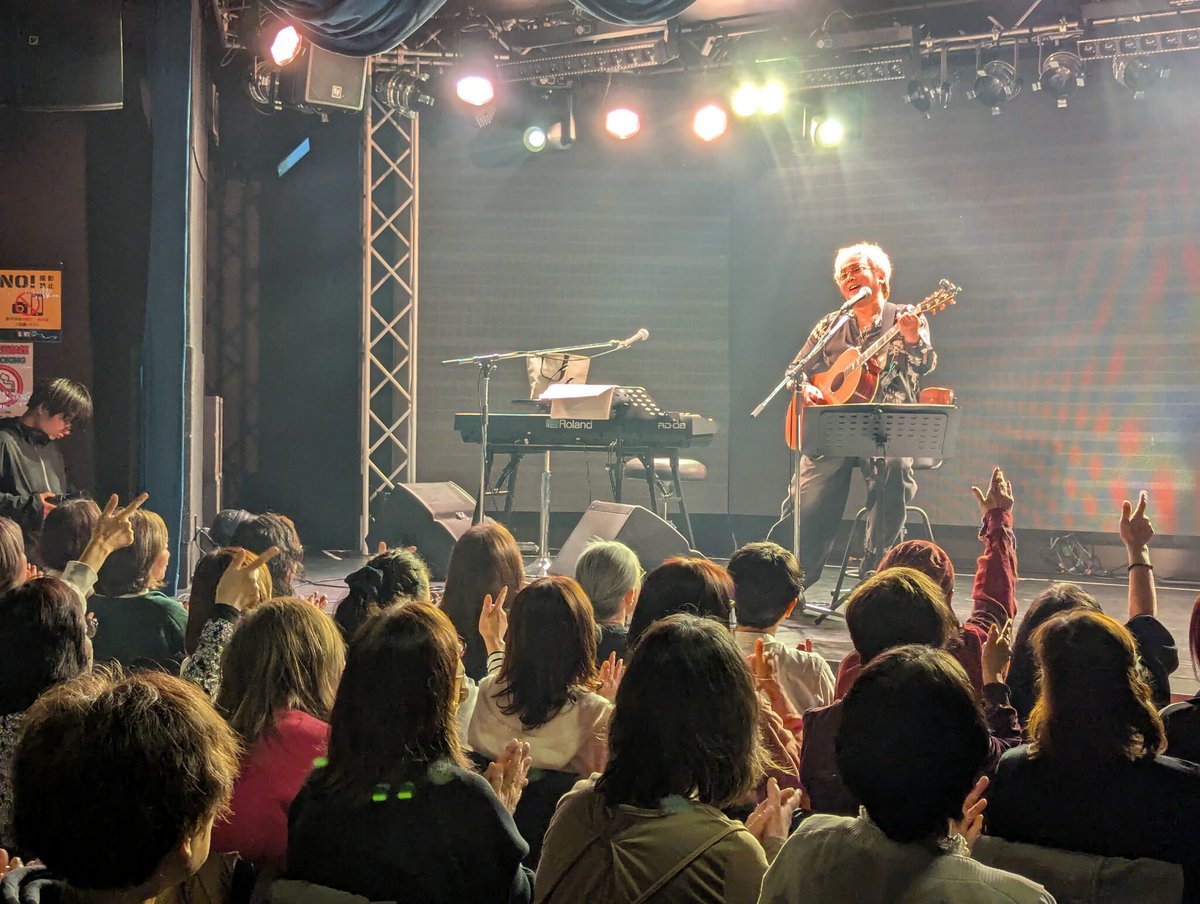 s40otoko's tweet photo. 昭和マイルド：原田真二が1984年に予言した
2026年の『Modern Vision』｜原田真二マニアックレポート
https://t.co/2qA93Ondhe
＃原田真二
＃原田真二マニアック
＃クライシス https://t.co/k66YAN5MfK