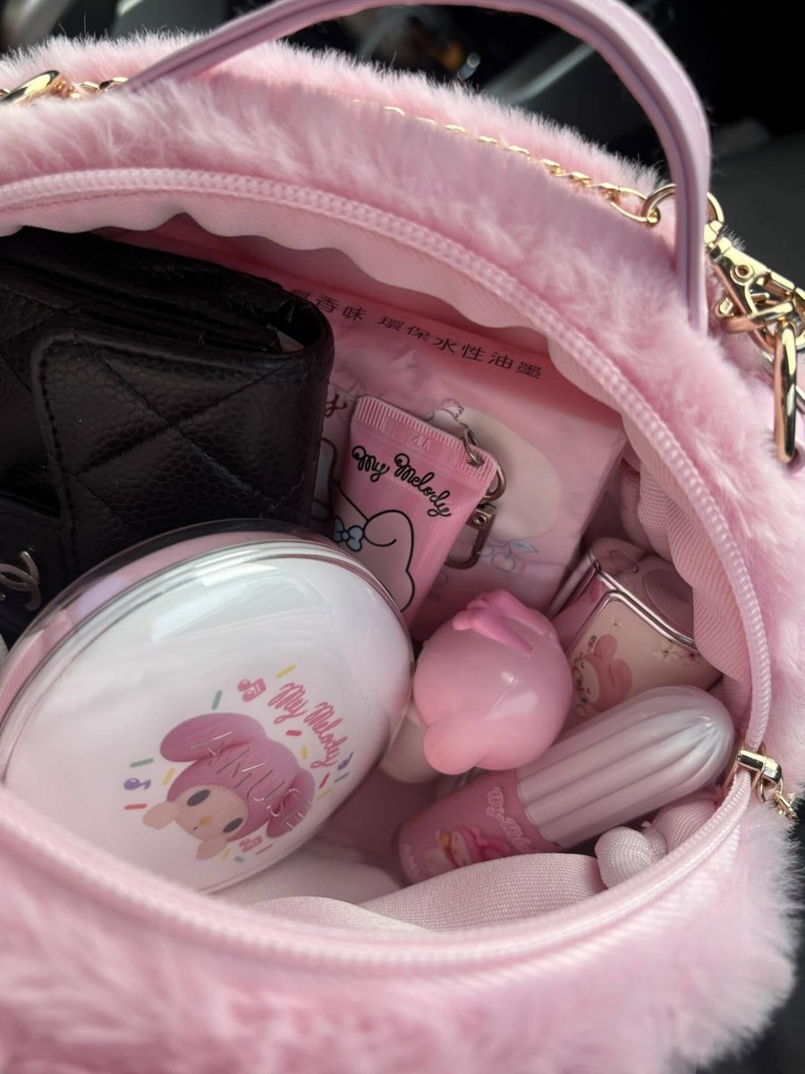 鉄腕バッシー tweet media