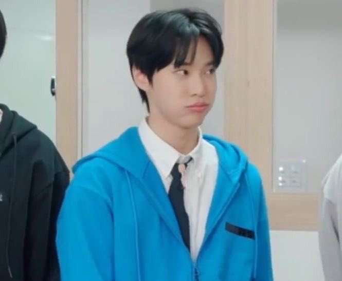 뚀잉 tweet media