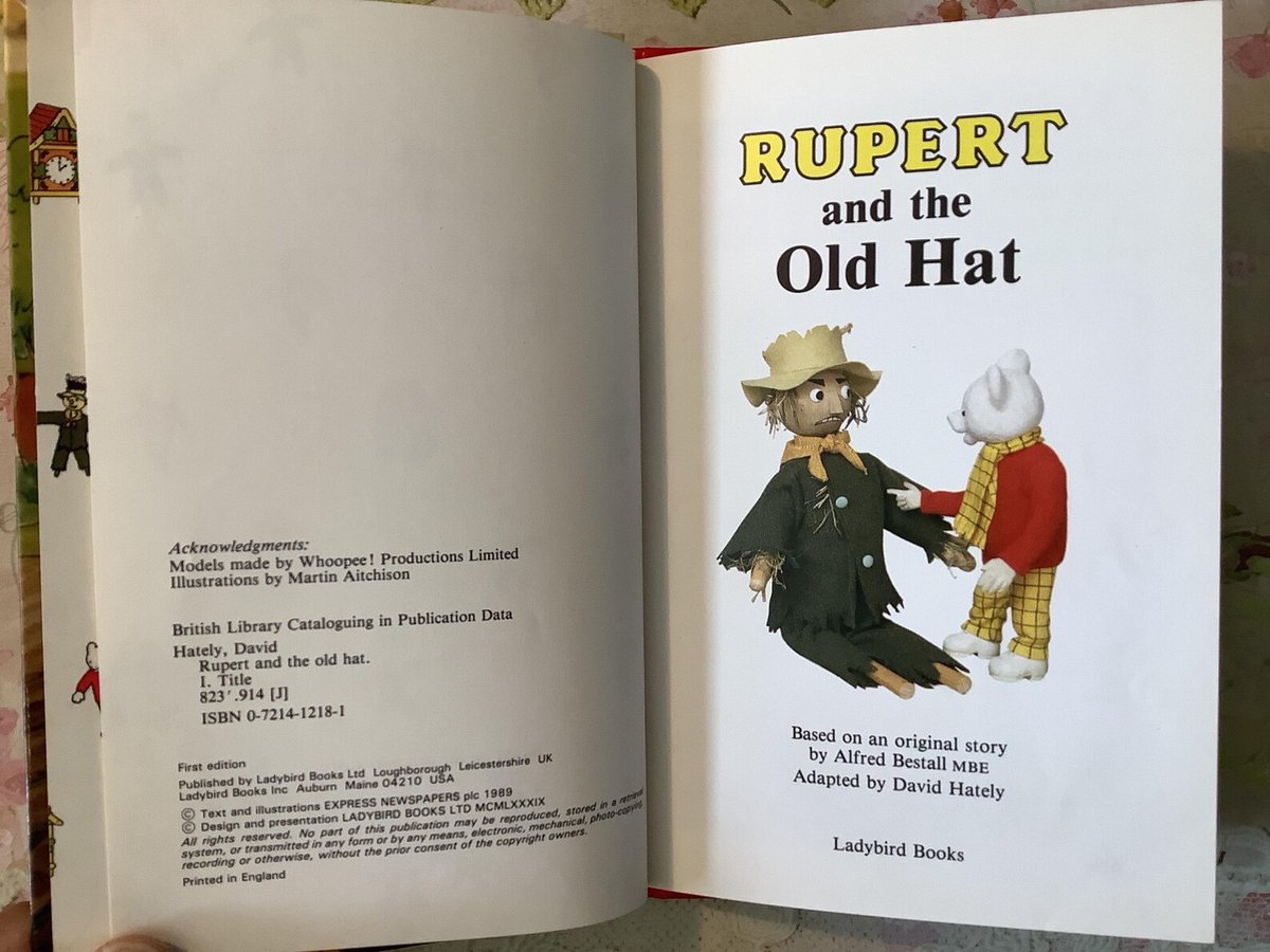 WatsonsVintage's tweet photo. NEW LISTING - RARE Vintage 1989 First Edition Ladybird Book Rupert and the Old Hat Hardback - Collectable - Rupert Fan Birth Year Gift &amp; Handmade Gift Tag https://t.co/vmOsKg7mY2 via @Etsy #VintageBooks #ChildrensBooks #RupertBear #FirstEditions #LadybirdBooks #1989Gift https://t.co/8BnP2p0dMo