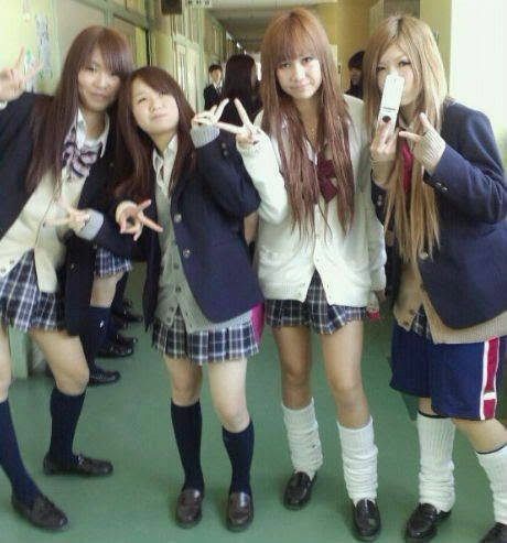 ともこ tweet media