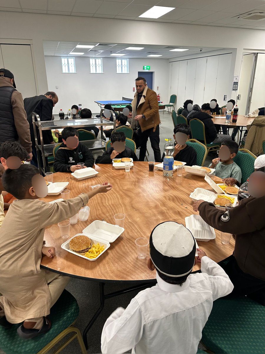 SBInterCentre's tweet image. Baytul Ilm Eid Celebration 🌙✨
A joyful gathering bringing our community together in the spirit of Eid. Thank you to everyone who attended and made the day so special. #EidCelebration #CommunityEvent #Togetherness #FaithAndUnity #EidJoy #MuslimCommunity