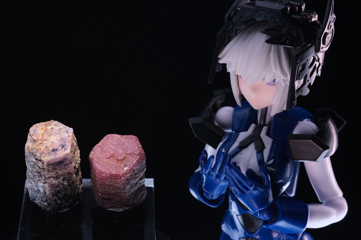 u1_okita's tweet image. #紅玉 #Ruby は #鋼玉 #Corundum の変種です

「１％の異物が 美しい紅を生みます」

#chitocerium #チトセリウム VI-carbonia lonsdaleite