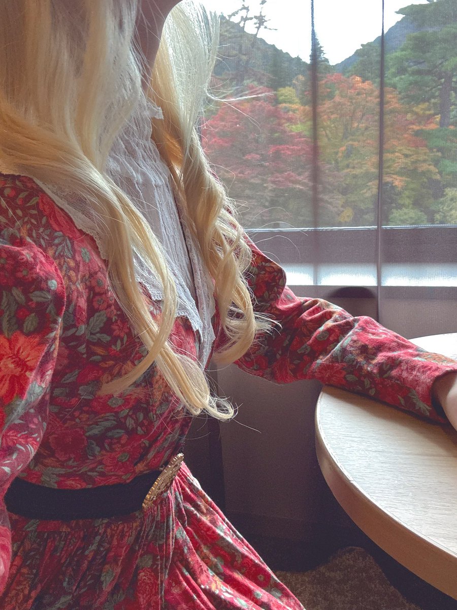 蜜城 結々【4/25_クリクロ{H3 け-39ボ}　4/26_M3{え-27b}】 tweet media