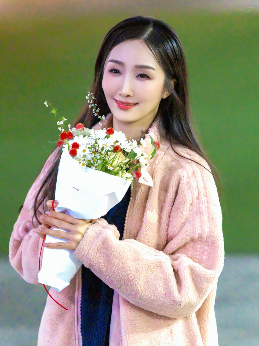 260411🌙 THE WASP(더 와스프)🐝

퇴근길

#김려원 배우님

🍓💐