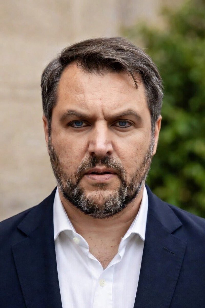 Corrini 🇪🇺 tweet media