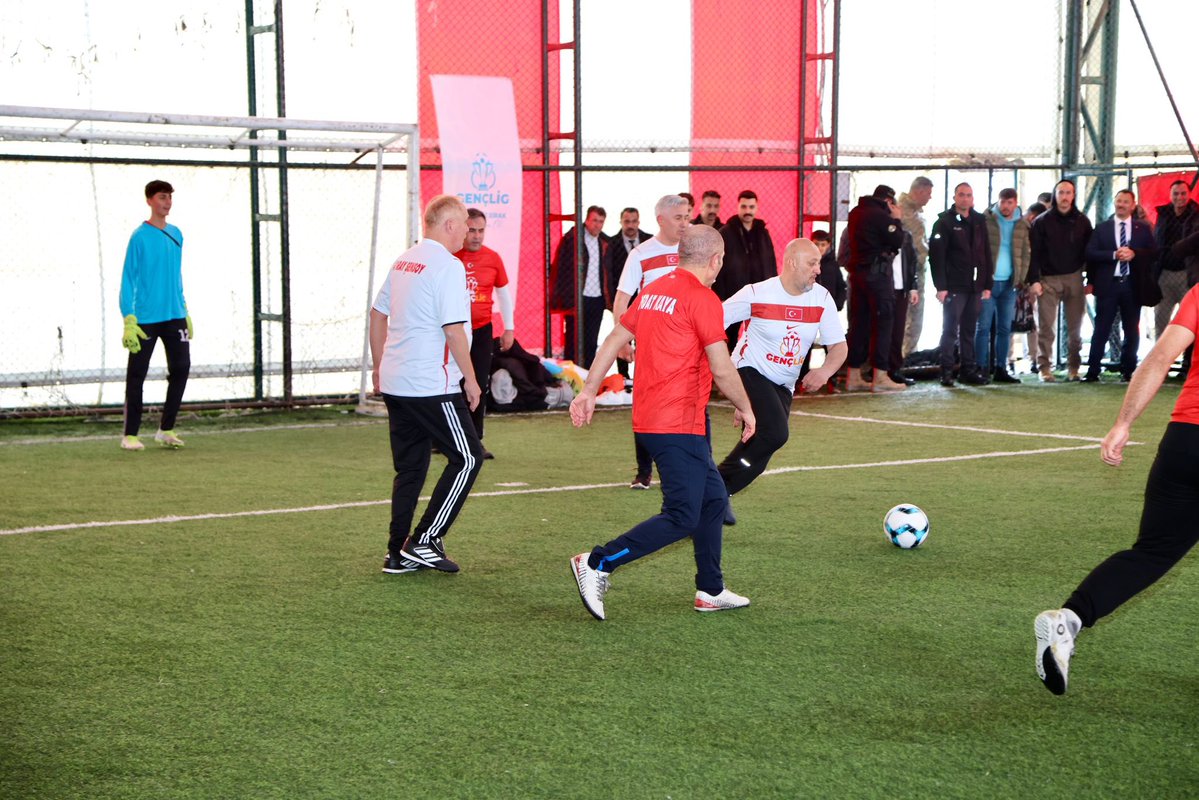 AK Parti Bitlis tweet media