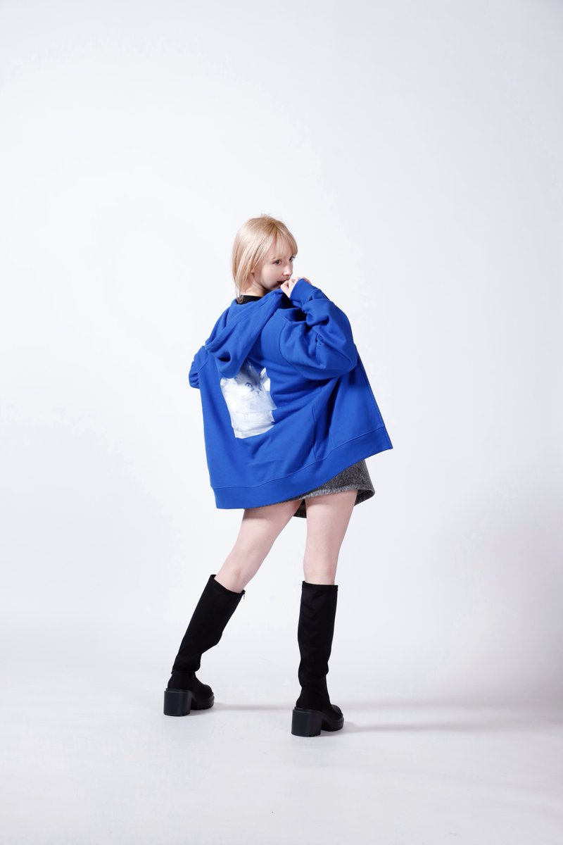 みなさんこんばんは！

PIKO KAILAさんとのコラボ販売、今日の23:59でラストです🥺⏰

まだ見てない方は、ぜひこの機会にチェックしてね✨🐈

こちらのリンクから見れるので、のぞいてみて〜 https://t.co/vZAFTcDw3C https://t.co/5JsN7IlWp0