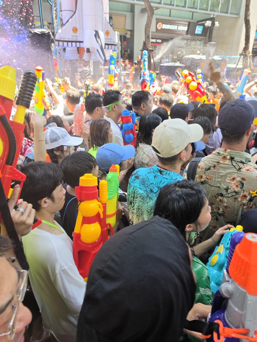 จันทร์เจ้าขา🌕 tweet media