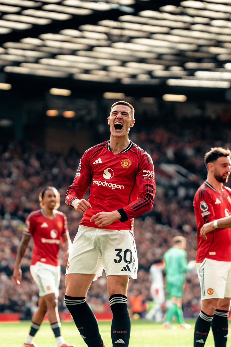 Stretford Paddock tweet media