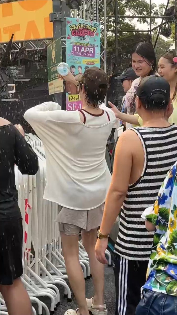 melyn❦ tweet media