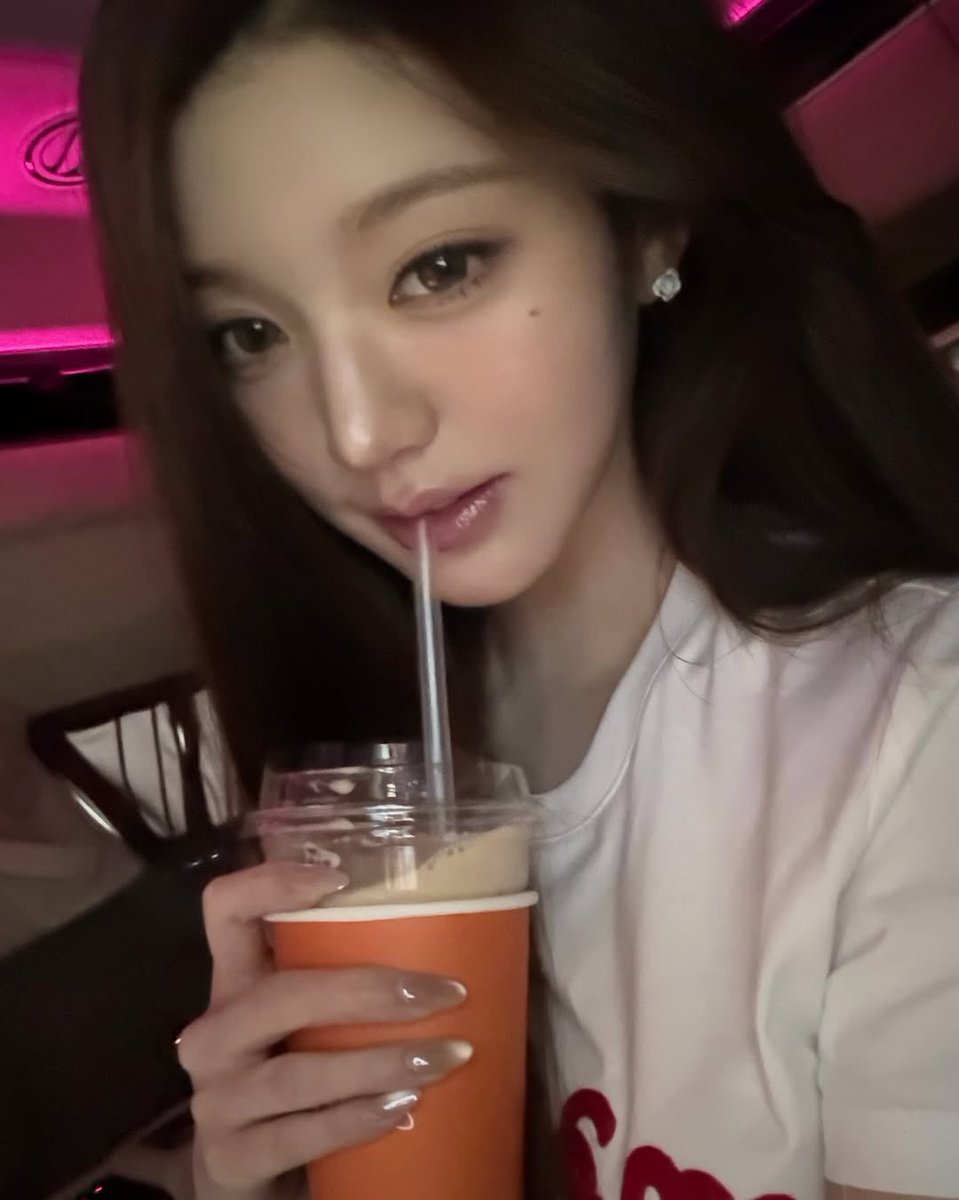 ive pics tweet media