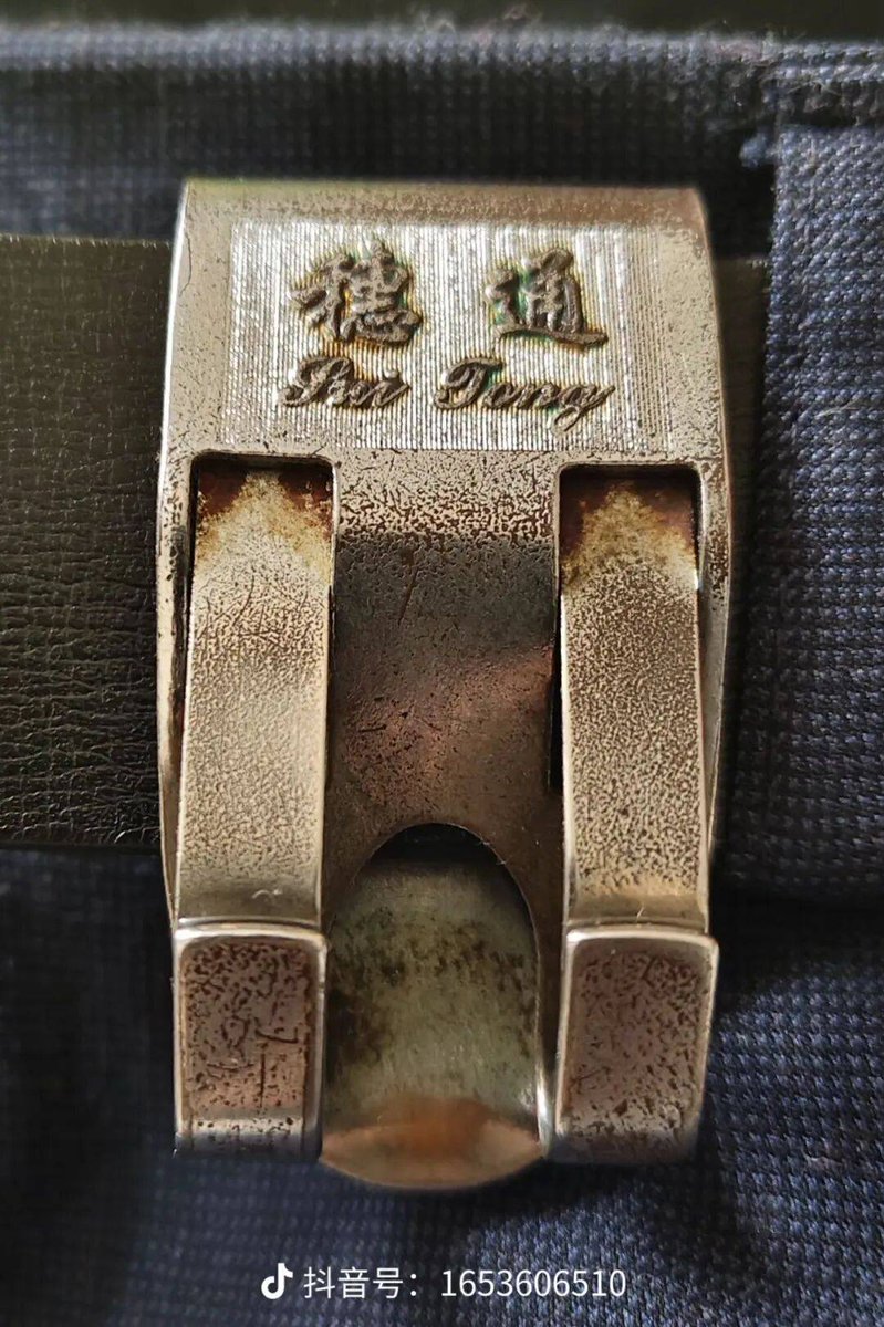 RaphaelFrancozz's tweet image. " Handmade charm alert! Turned old fabric scraps into this cozy patchwork keychain—every stitch tells a tiny story.  Swipe to see how I upcycled vintage textiles into a pocket-sized treasure. What’s your go-to upcycling project  #HandmadeWithLove #UpcycleArt #SustainableCrafts"