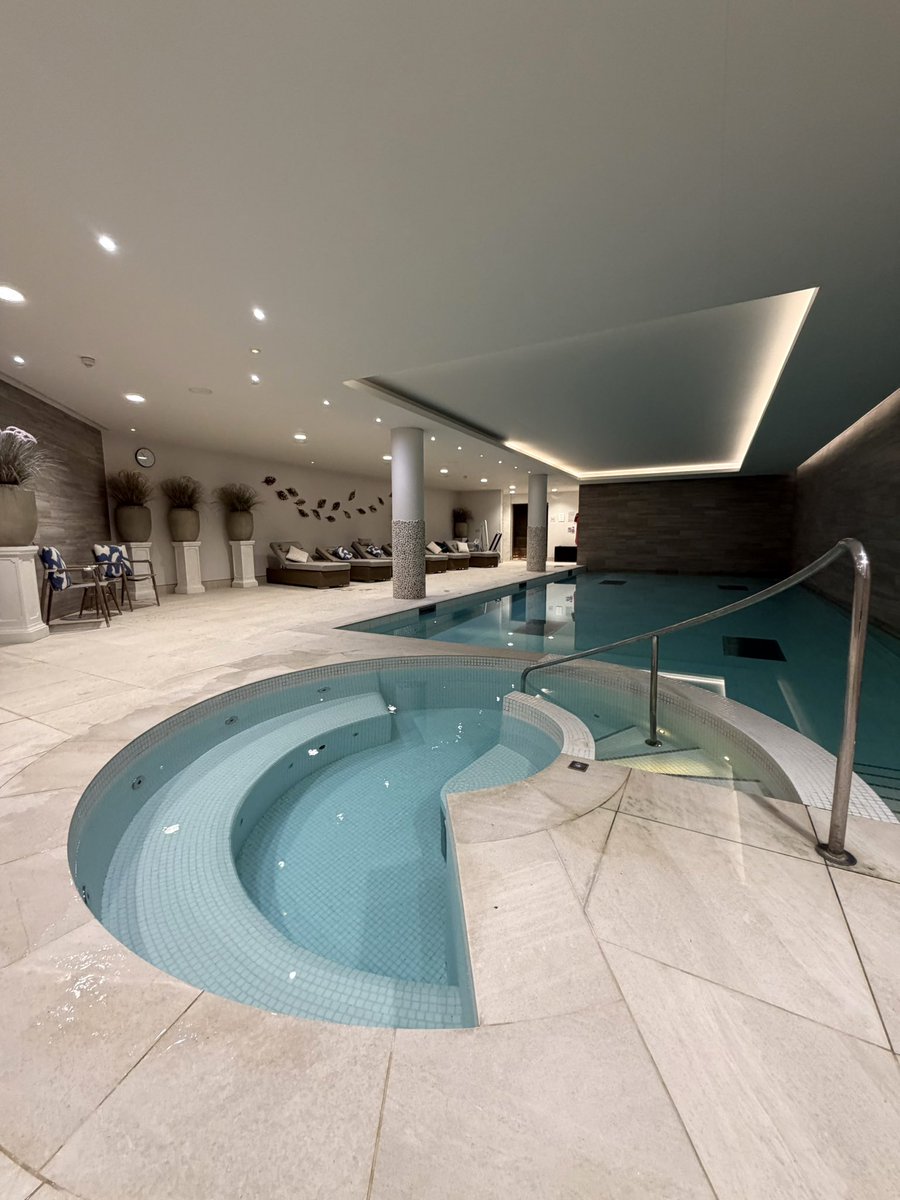 tootingnewsie's tweet image. Audley Club at Nightingale Place in #Clapham South is welcoming new local members!

The private luxury health club’s offering a limited number of memberships to locals aged 45+ who’d like to enjoy their superb facilities

See audleyvillages.co.uk/audley-club/ni…

📍3 Nightingale Lane, SW4 9AH
