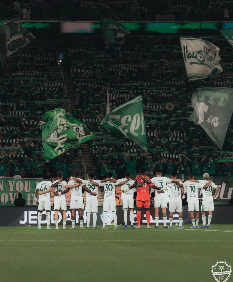 jejay138's tweet photo. مساء الخير مساء الاهلي ساعات قليلة تفصلنا عن اهلينا فالنا الفوز

يارب الفوز
..
💚💚💚

#الاهلي_الدحيل
#ahlida https://t.co/gjLSPkEtfn