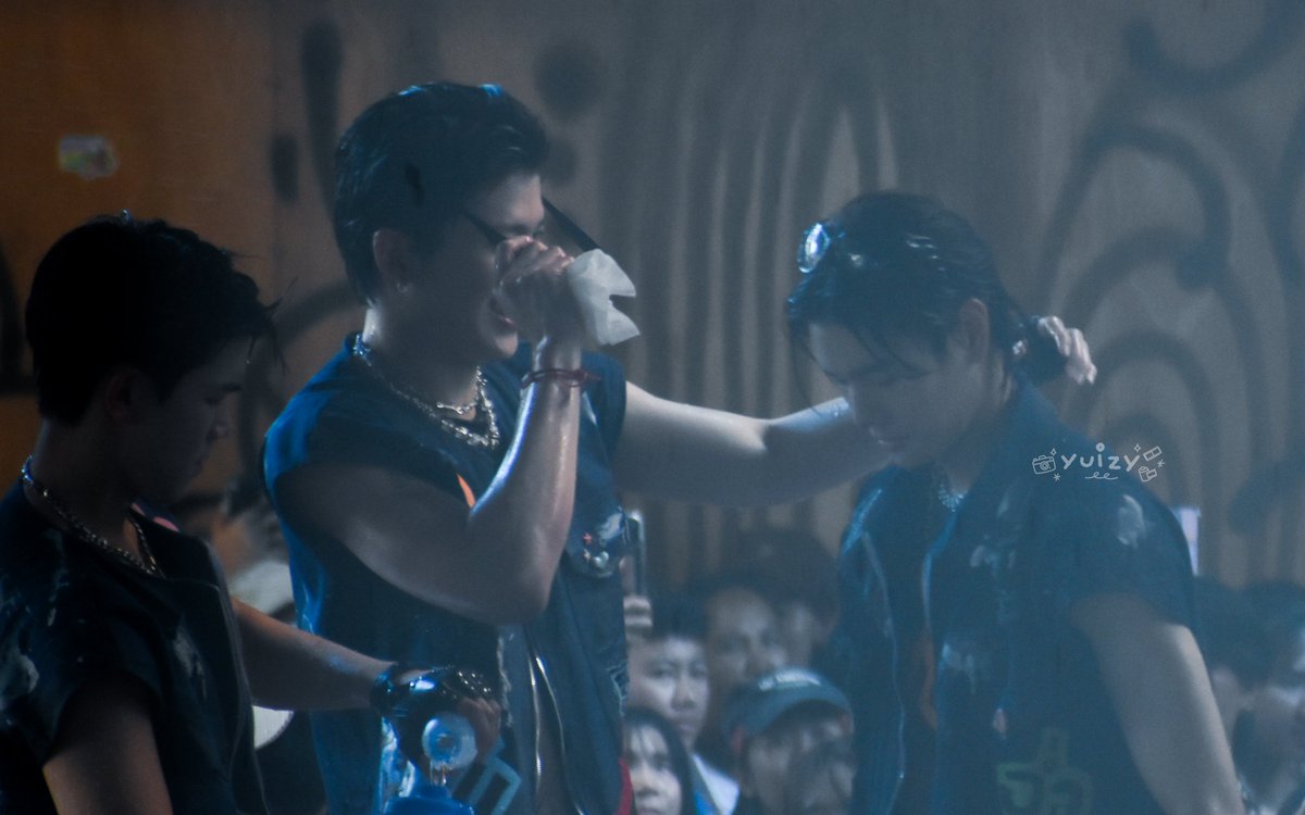 🍋yUiZy🌈 tweet media