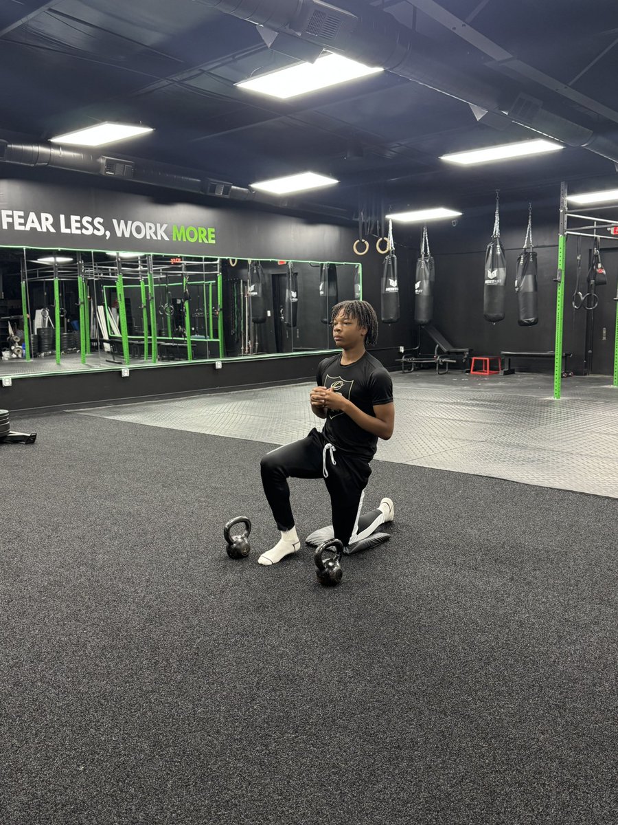 Avery Edwards tweet media