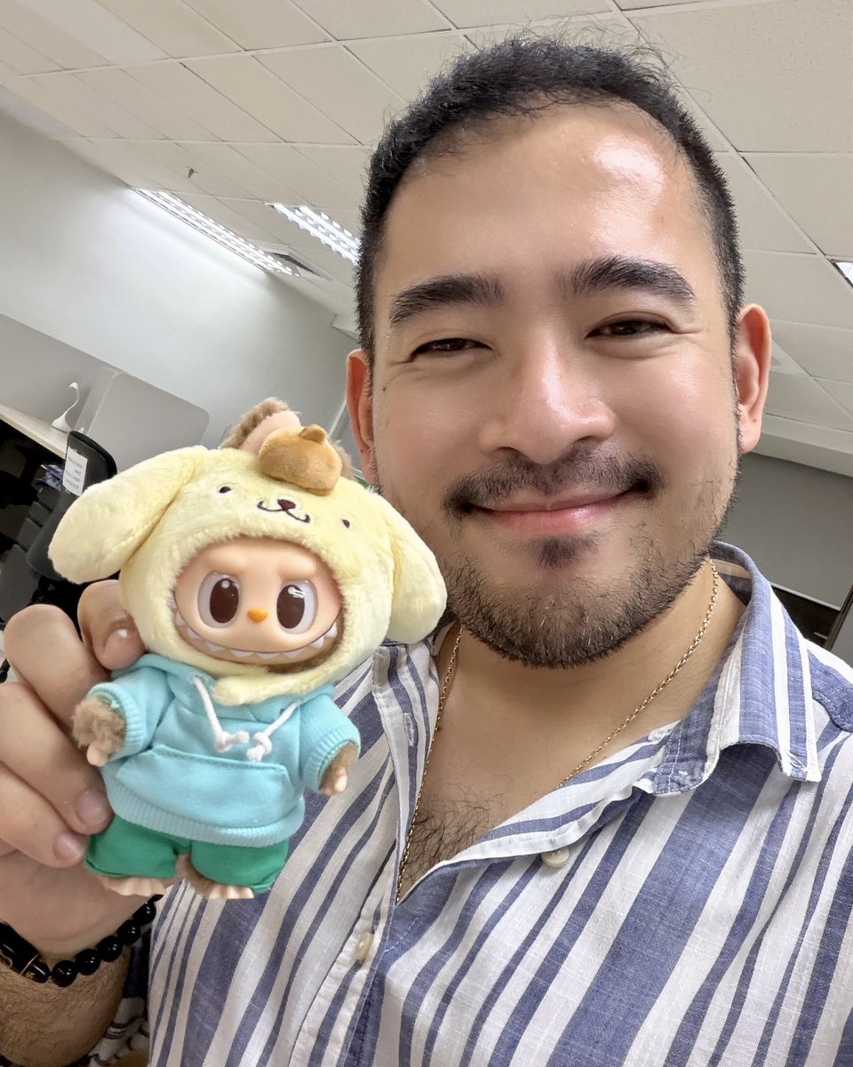 MatchaMoogle's tweet image. The gacha gods were on my side! 🔮✨

I couldn't resist The Monsters x Sanrio collab and somehow pulled the Pompompurin Labubu! 🍮💛 He’s easily the best one in the set. So lucky!

Who are you hunting for in this series? 👇

#PopMart #Labubu #Sanrio #Pompompurin #TheMonsters