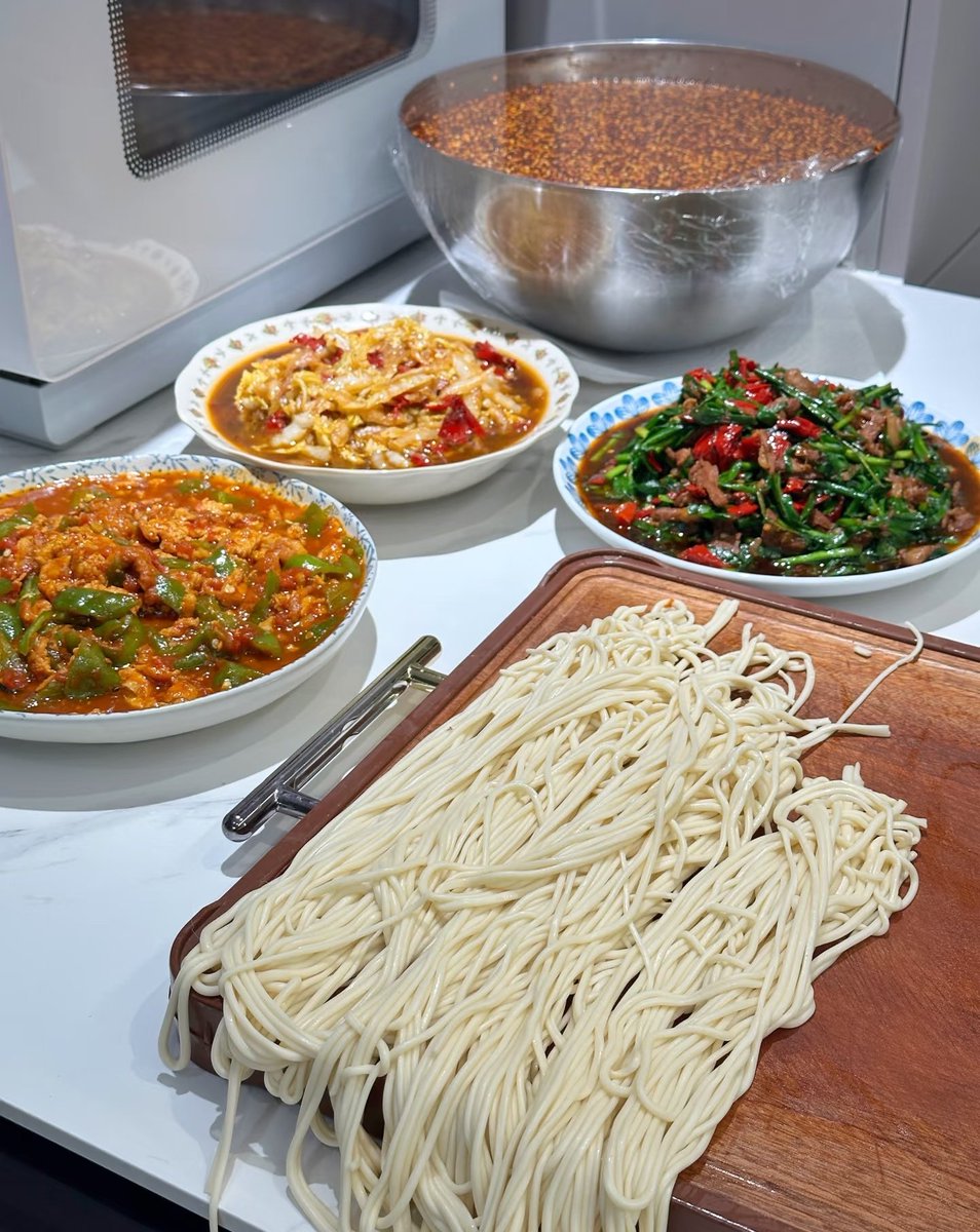 旅行小蜜蜂_（互fo） tweet media