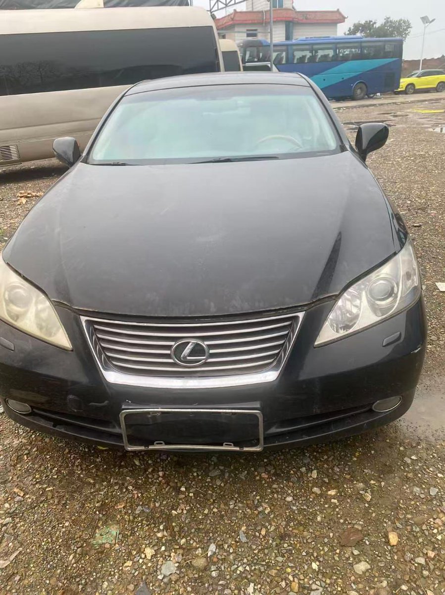 ezechukwuantho5's tweet photo. 2010 Lexus es 350 with 6 cylinder low mileage of 53,000 to your door step 12M
#lexuses350 #luxurycar #doorstepdelivery #nohiddencharges #sureplug🔌 https://t.co/AqBHeSonAh