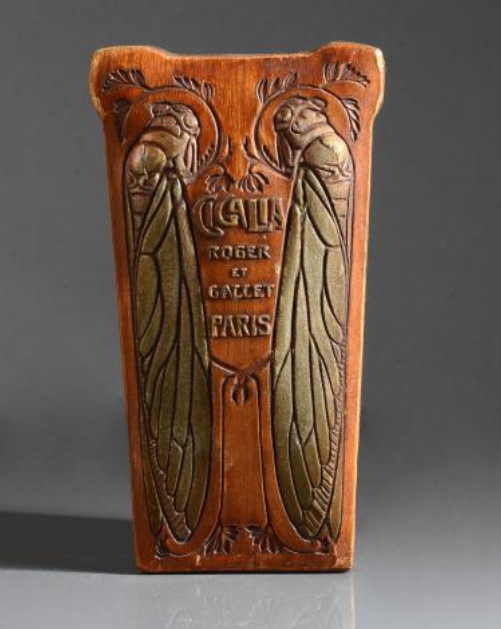 Cigalia perfume by Roger &amp; Gallet, 1912. In private collection.