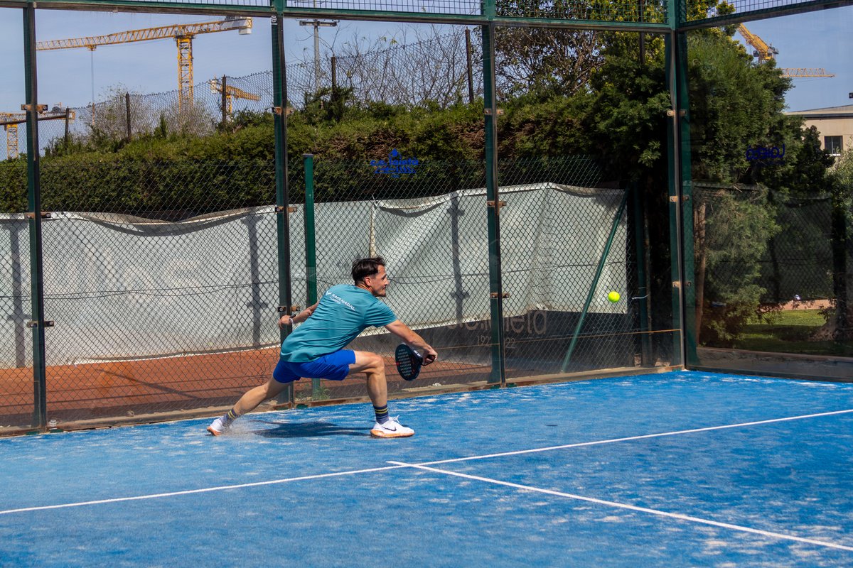 Cruyff_Inst_ES's tweet image. Los y las estudiantes de nuestros programas disfrutaron de una jornada deportiva en el @CELaieta.

¡Organizamos un torneo amistoso de #pádel, para desconectar y disfrutar del deporte con compañeros/as de @CruyffInstitute #Barcelona!

#CruyffEducation #EducatingLeaders