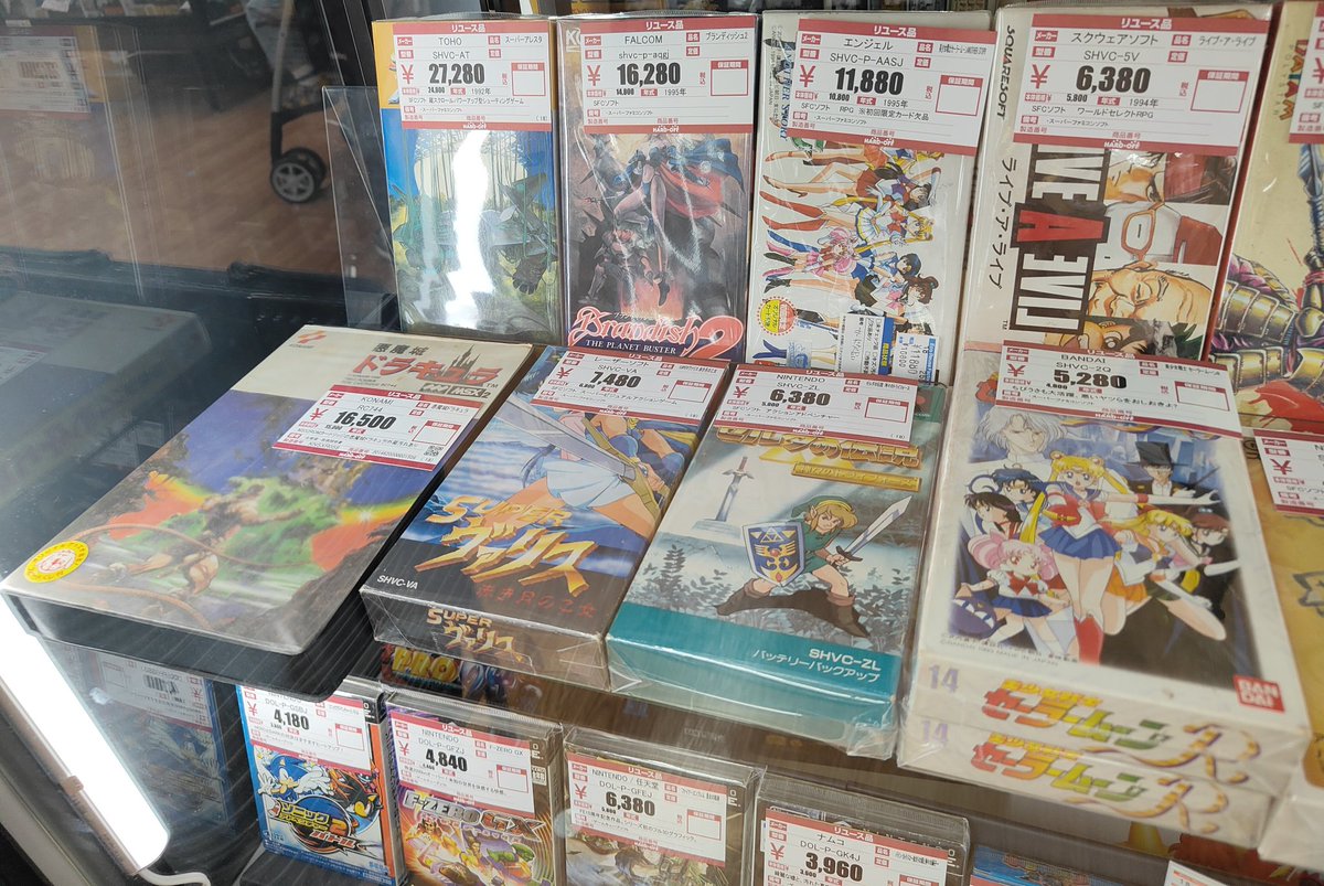 けーびー tweet media