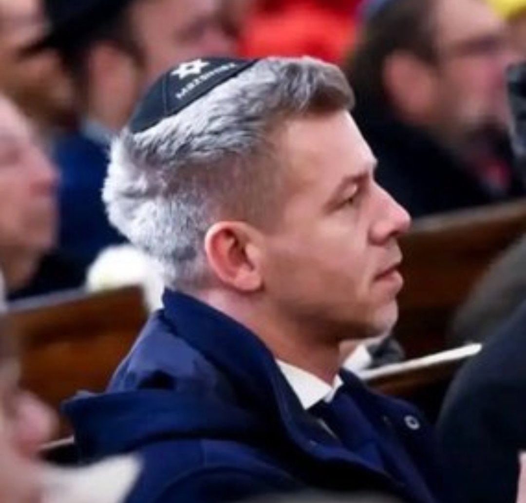 Aurora Blaze tweet media