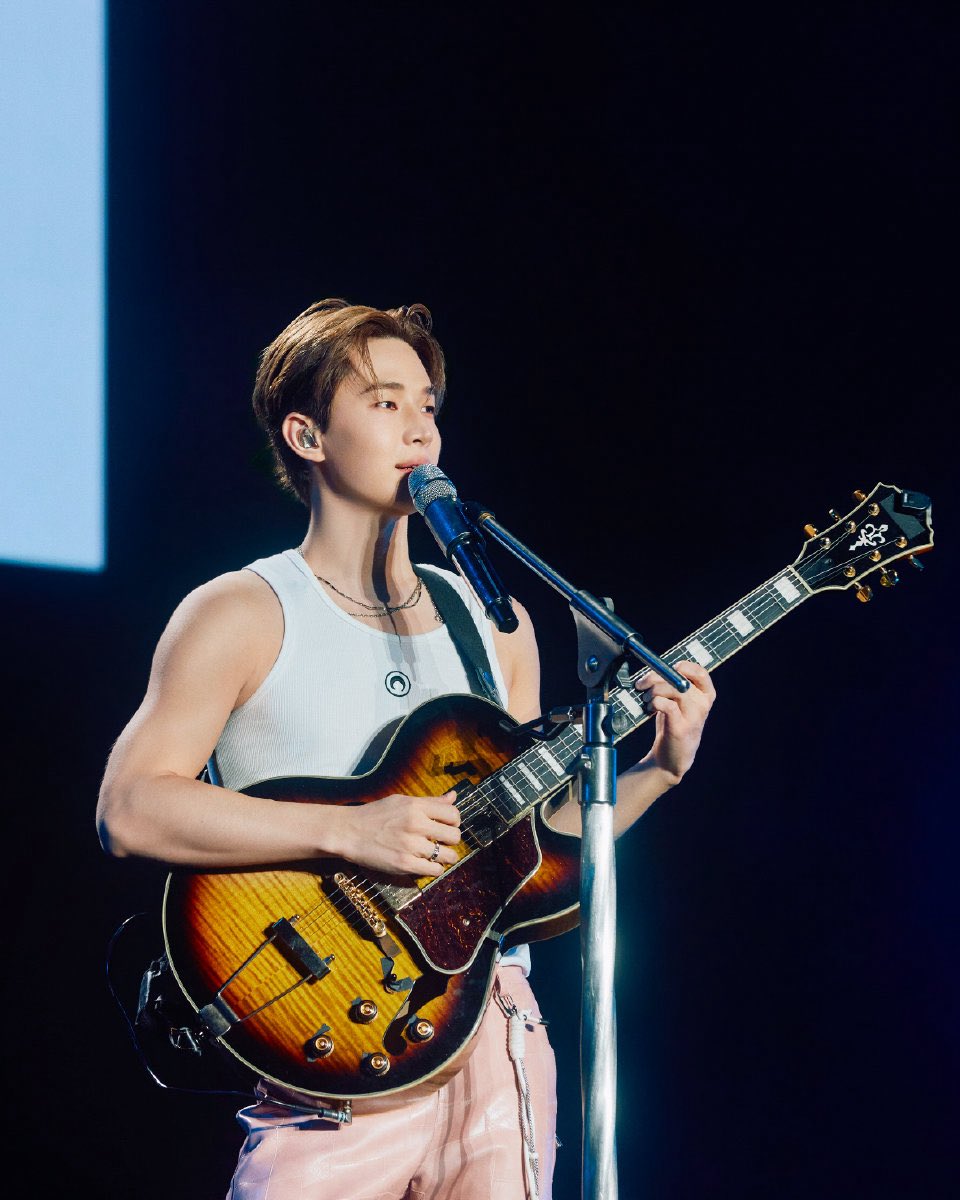 Strings-K♥ tweet media