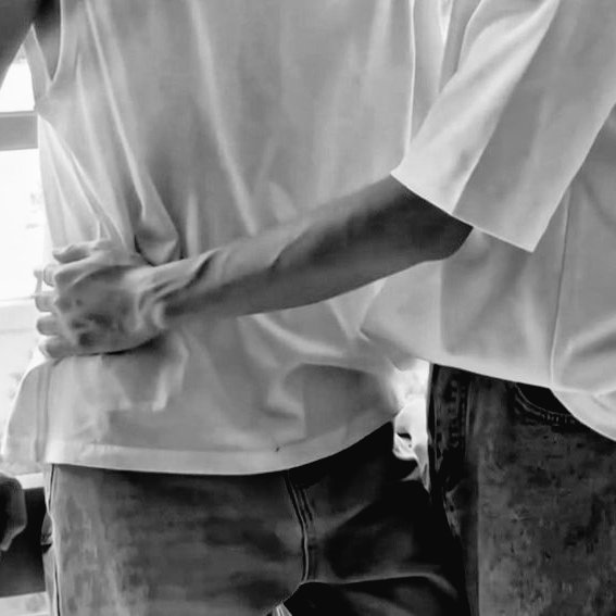idyllicsoullll's tweet photo. 💌 On A Low Simmer
🖋️ : by aristurtle (@aristurtle__)
📎https://t.co/anhGtT5Lx9

• 94k (NamJin)
• Enemies to Lovers
• Workplace Romance
🎭 Chef Jin, Food Critic Joon
🏷️ : Slow Burn Romance, Culinary World Building, Creative Burnout, Passion For Cooking, Miscommunication https://t.co/P2UTD6NYU1